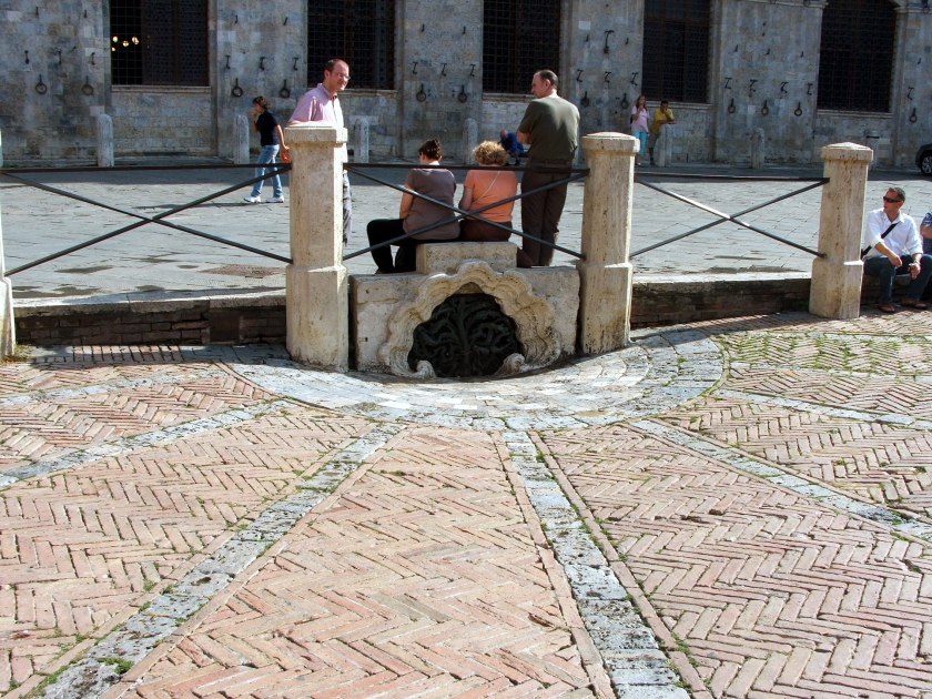 Sijena: Pjaca Kampo: glavni slivnik, 18. Sept 2007.