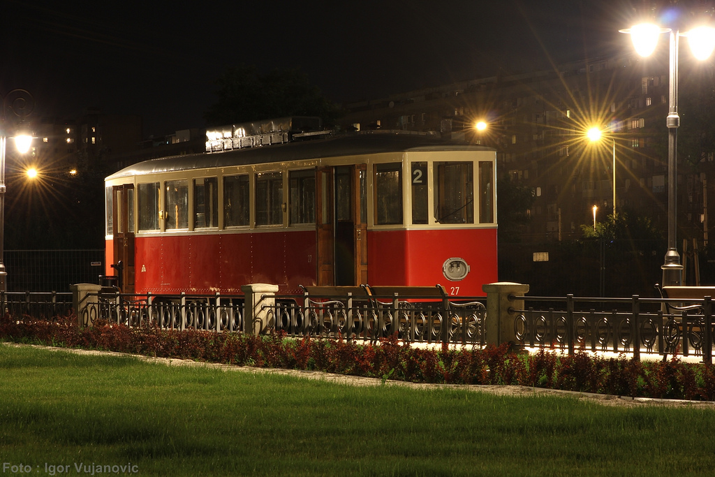 8704497149_6b6fb135c4_b