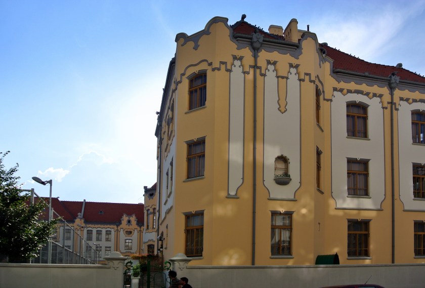 Gimnazija u mađarskoj secesiji, Bratislava