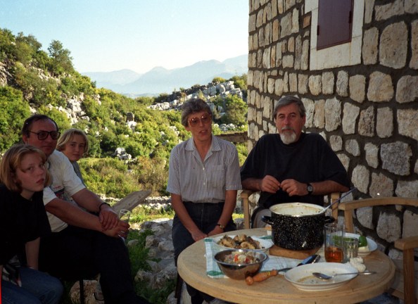 Rucak u Manastiru Starceva-5